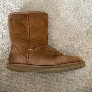 Ugg classic short womens boots
